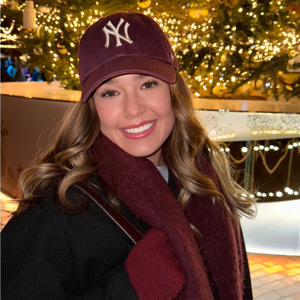 Meet your Posher, Kira